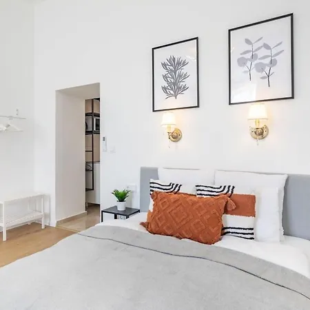 Central - Cute And Comfy Home Budapest Exterior photo